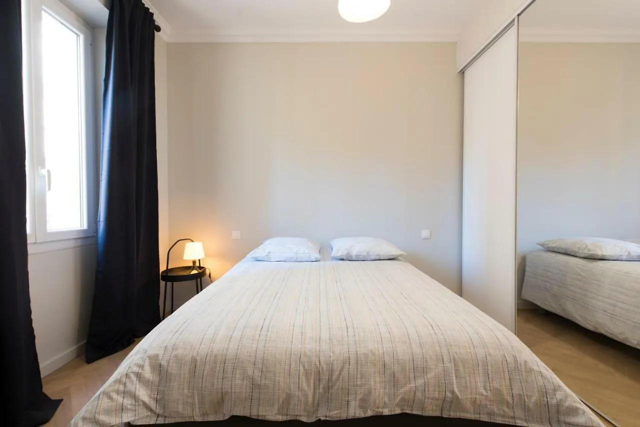 F3 Plein Centre Plage A 50 M Saint-Raphael  0*, Saint-Raphael (Var) France