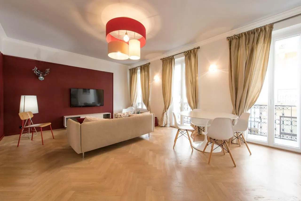 F3 Plein Centre Plage A 50 M Saint-Raphael